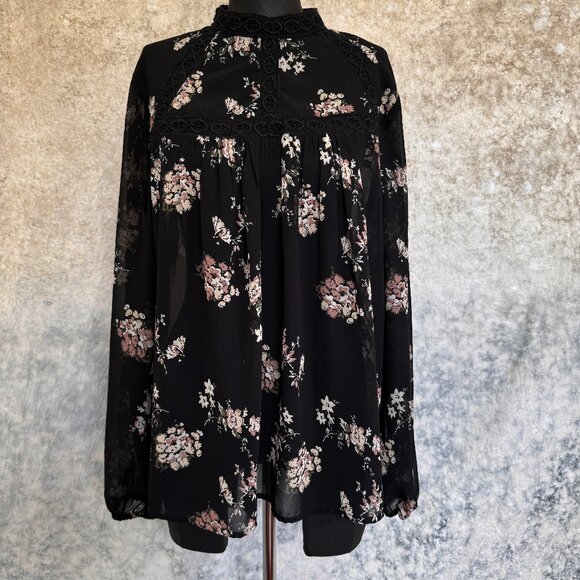 Lucky Brand Ditsy Black Sheer Floral Top L - Picture 2 of 8